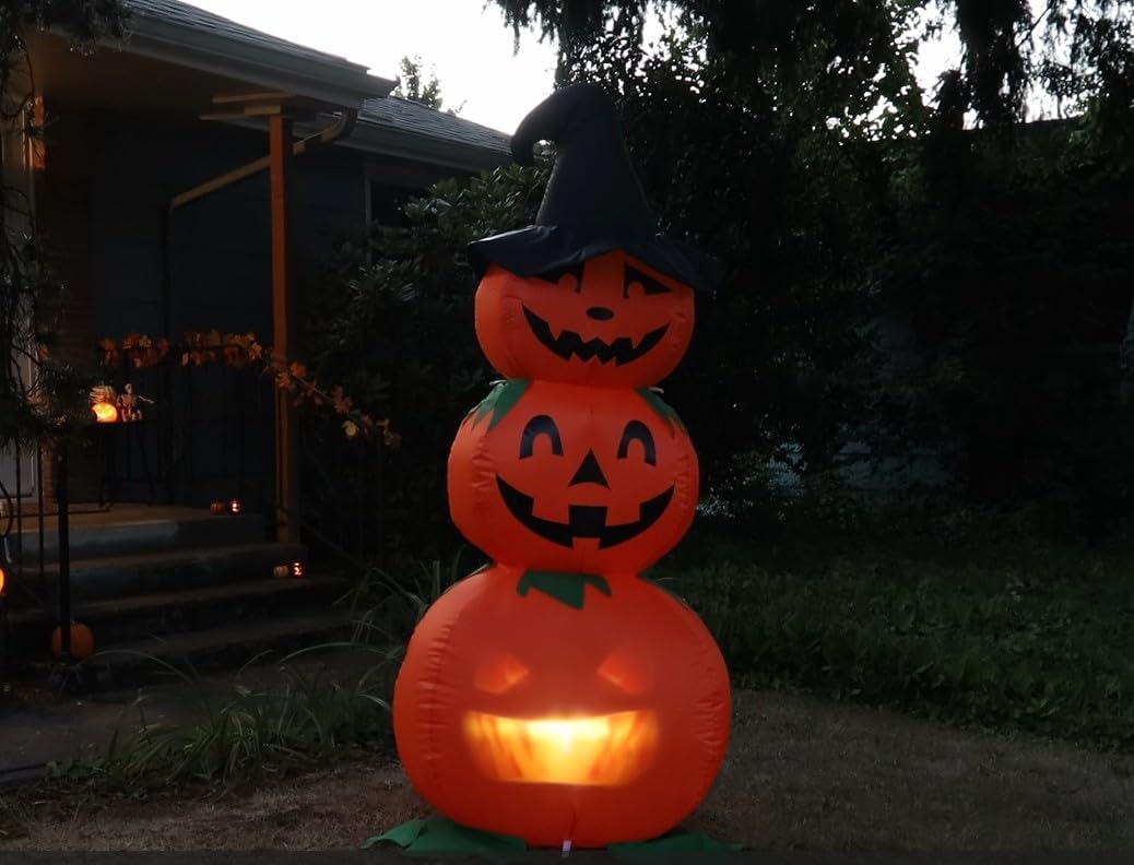 ANIMAT3D 6 Ft Inflatable Jabberin' Jack Stacked Pumpkins with Built in Video Projector & Speaker, 80 Minutes
